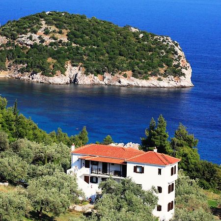 Mando Beachfront Stafylos Exterior photo